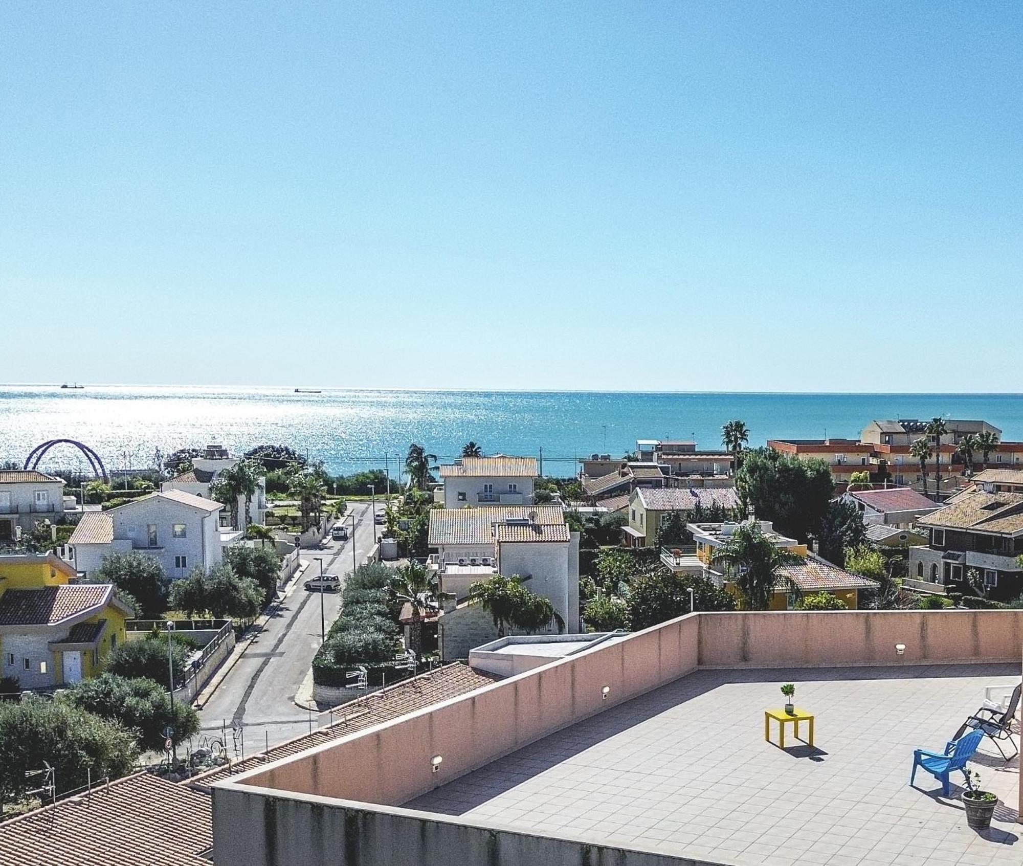 Attico Terrazza Cielomare Seaview Appartement Pozzallo Buitenkant foto